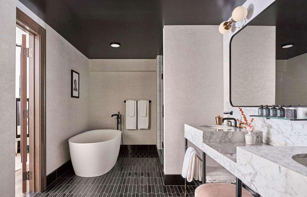 Kansas City, In The Unbound Collection By Hyatt 4*